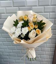 Букет цветов из:  Розы и Хризантемы в Кулешовке