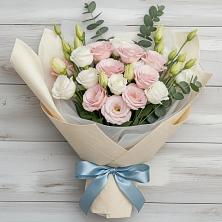 Букет цветов из:  Лизиантусы в Кулешовке