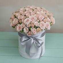 Цветочная композиция из Розы в шляпной коробке в Кулешовке