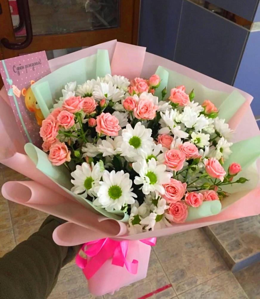 Букет цветов из: Розы и Хризантемы в Кулешовке