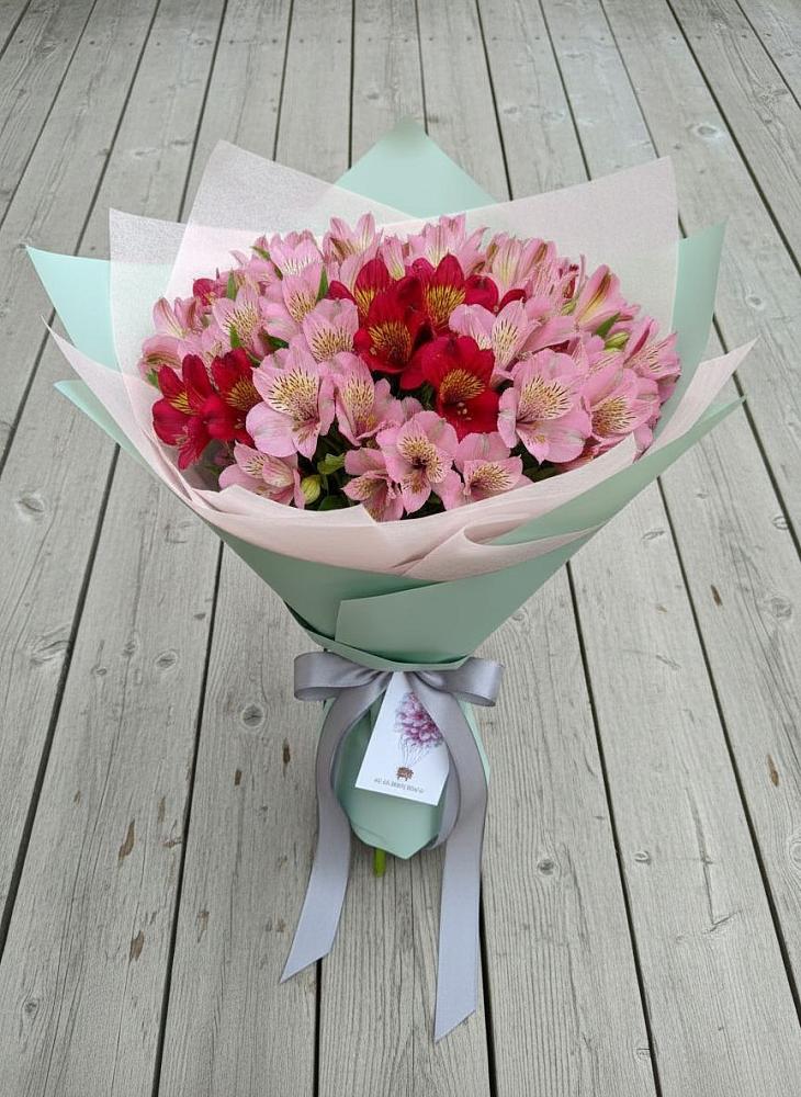 Букет цветов из: Альстромерии в Кулешовке