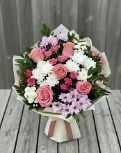 Букет цветов из:  Альстромерии, Гвоздики, Розы и Хризантемы в Кулешовке
