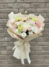 Букет цветов из:  Гвоздики, Розы, Лизиантусы и Хризантемы #REPLACE_PRED# Кулешовке