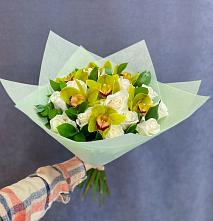 Букет цветов из:  Орхидеи и Розы в Кулешовке