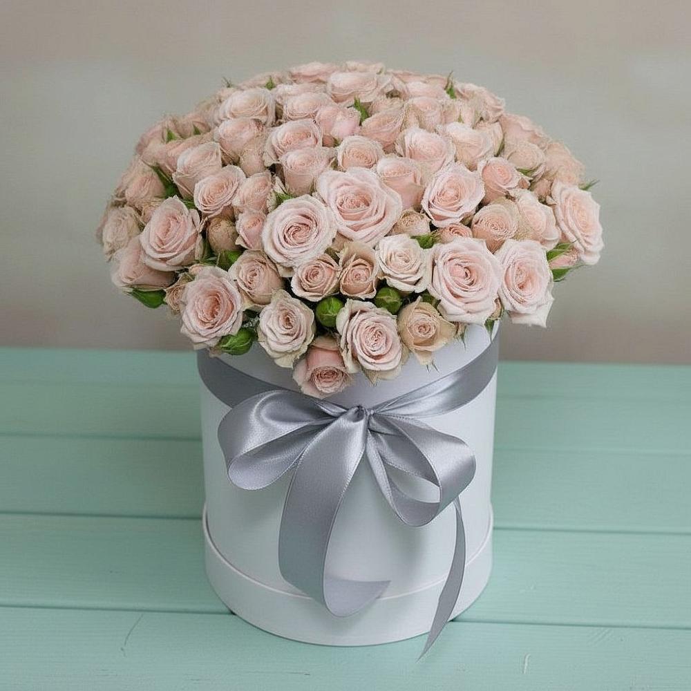 Цветочная композиция из Розы в шляпной коробке в Кулешовке